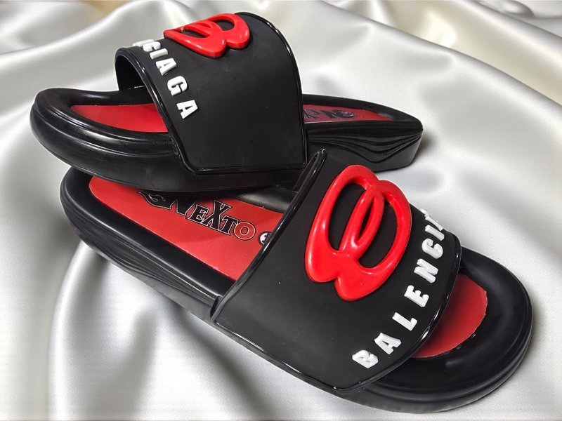 3002 شبشب ربر بروتان رجالي خريطة +انسيرت - بلنسياجه - احمر