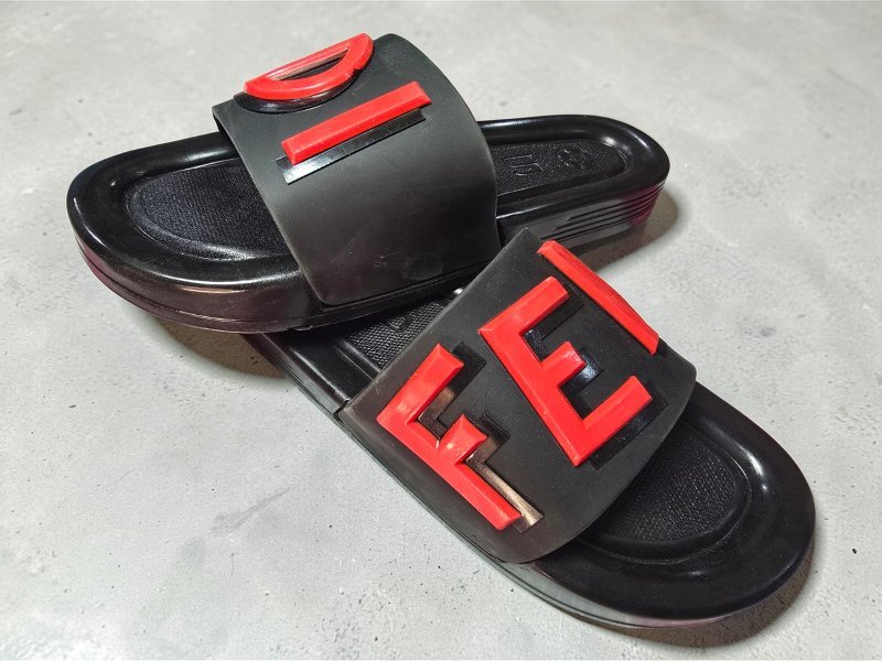 3001 شبشب ربر رجالي 3سم - فندي-  اسود*احمر