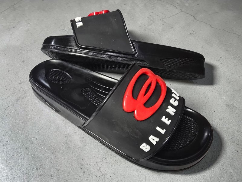 3001 شبشب ربر رجالي اديدس - بلنسيجا - احمر