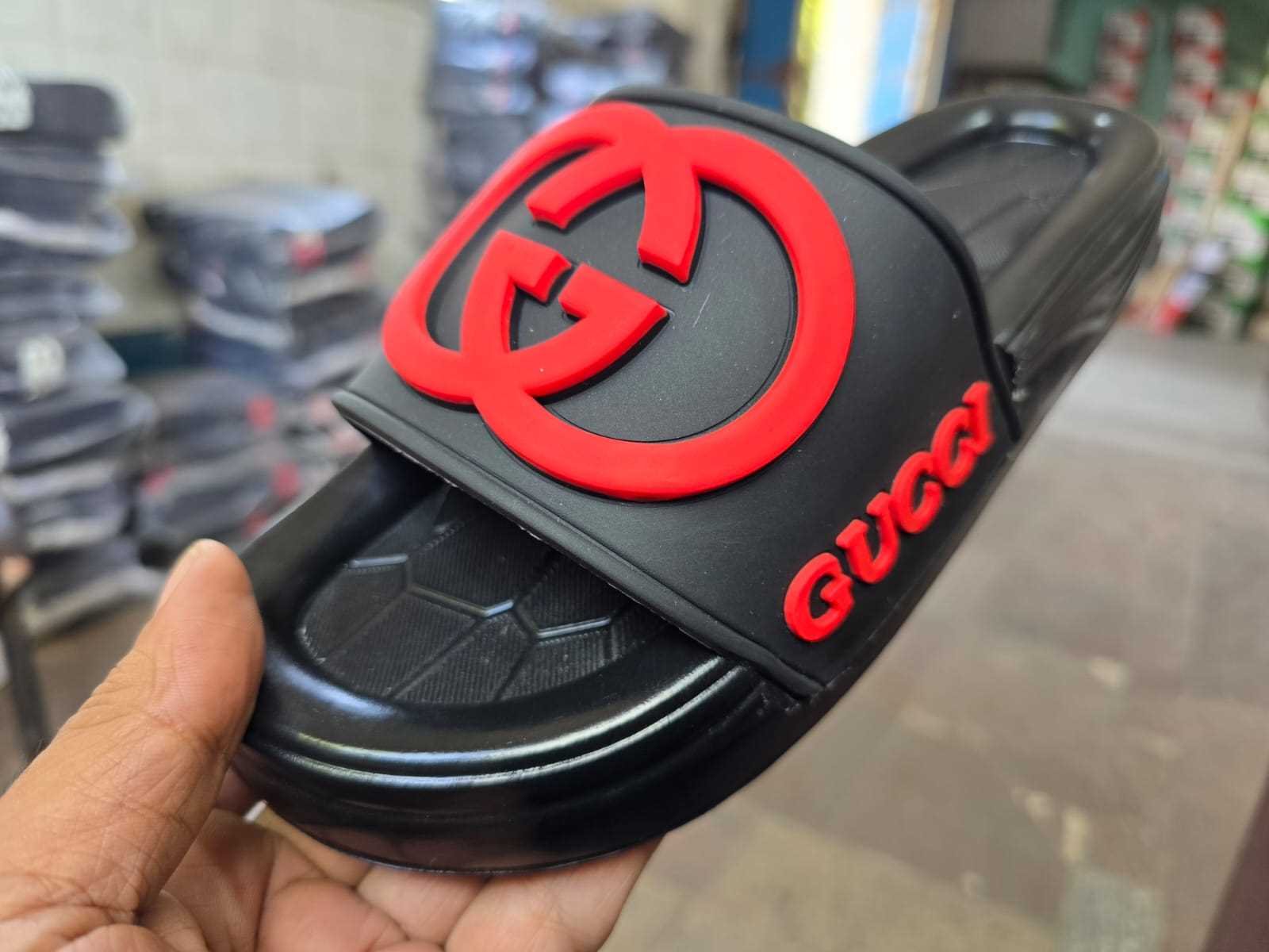 شبشب ربر بروتان رجالي - gg2 - اسود*احمر