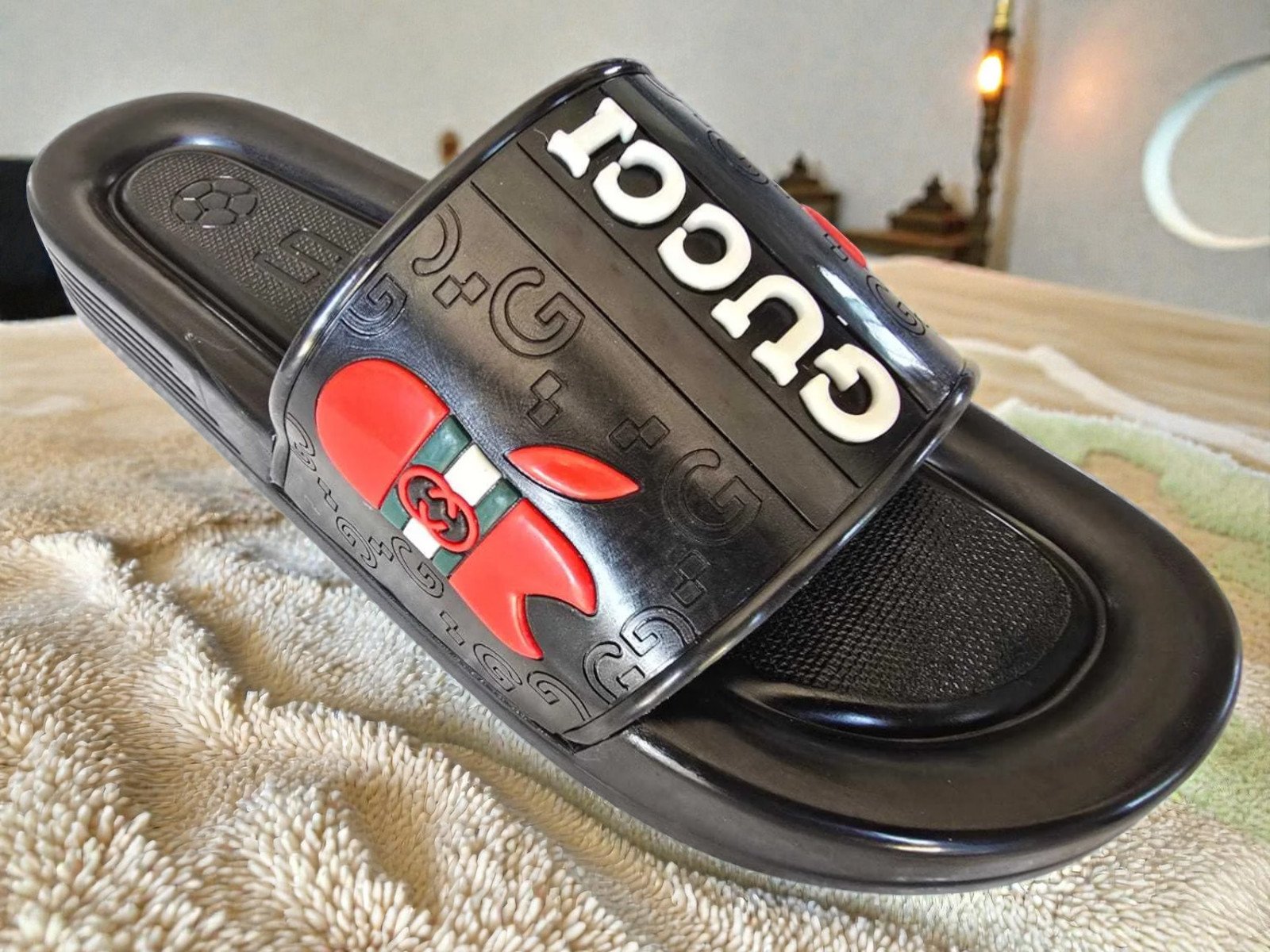 3001 شبشب ربر بروتان رجالي 3 سم - gucc - احمر*اخضر