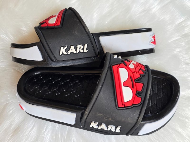 3010 شبشب ربر بروتان اولادي -كار- احمر*ابيض+حليه