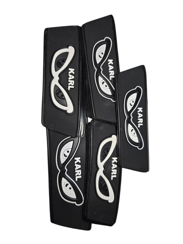 ربر اولادي - اسود*ابيض - كار