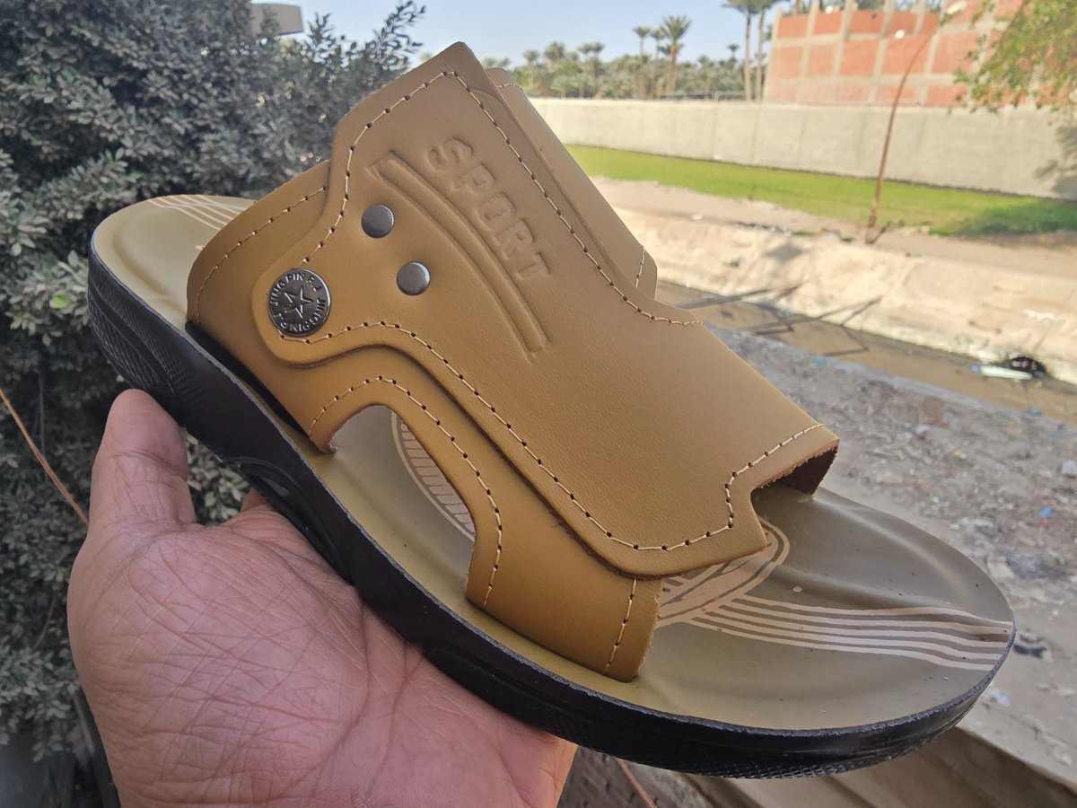 شبشب حقن رجالي xlux - 241- عسلي