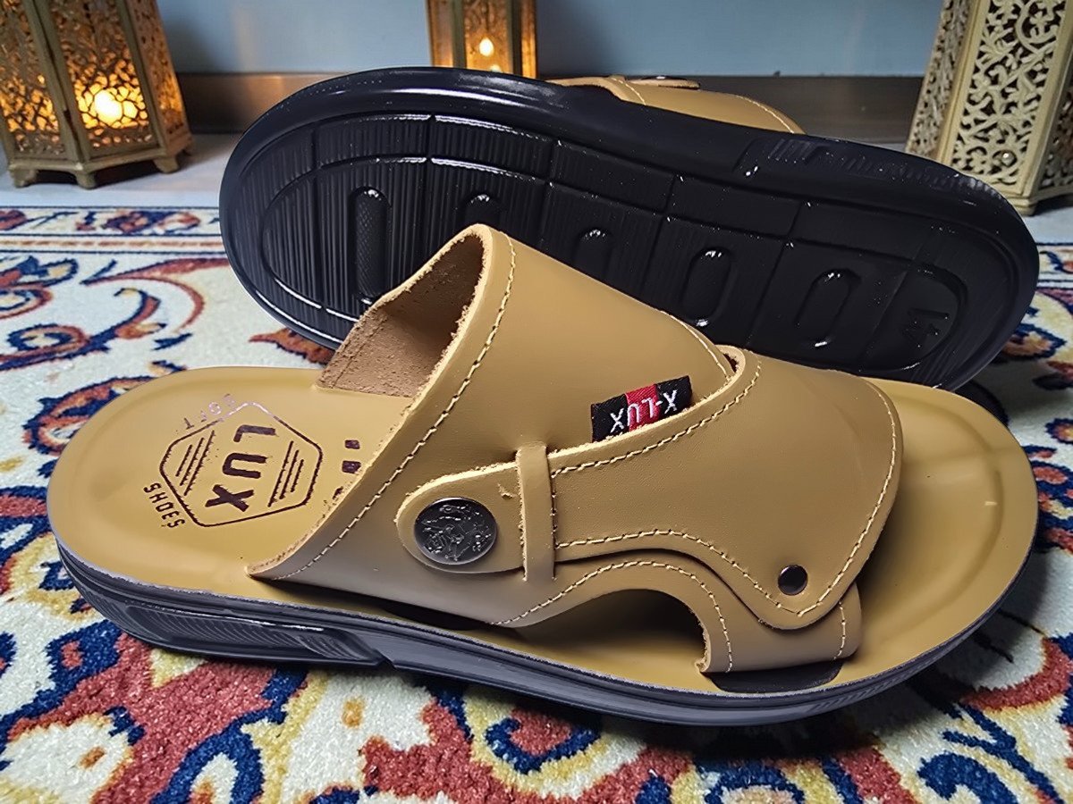 شبشب حقن رجالي xlux - 244- عسلي